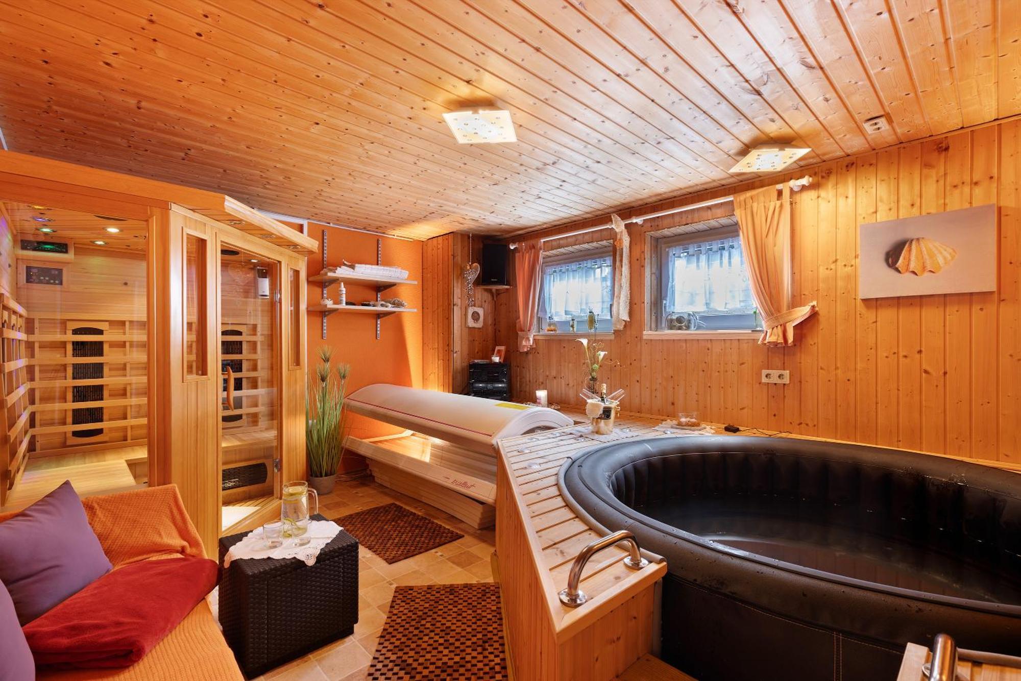 Apartment Am Tobelbach Oberlenningen Exterior foto